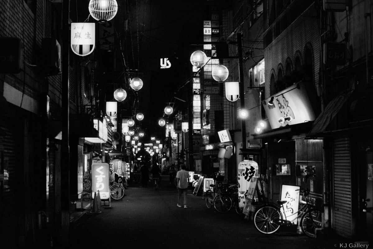 Night in Tokyo - Tokyo, Kentmere Pan 400
