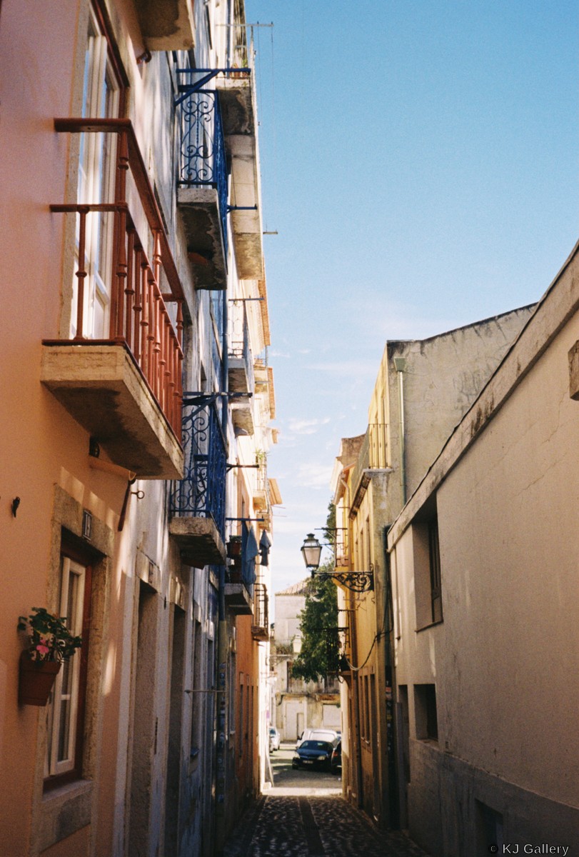 Lisbon street - Porugal, Lisbon, Kodak Gold 200