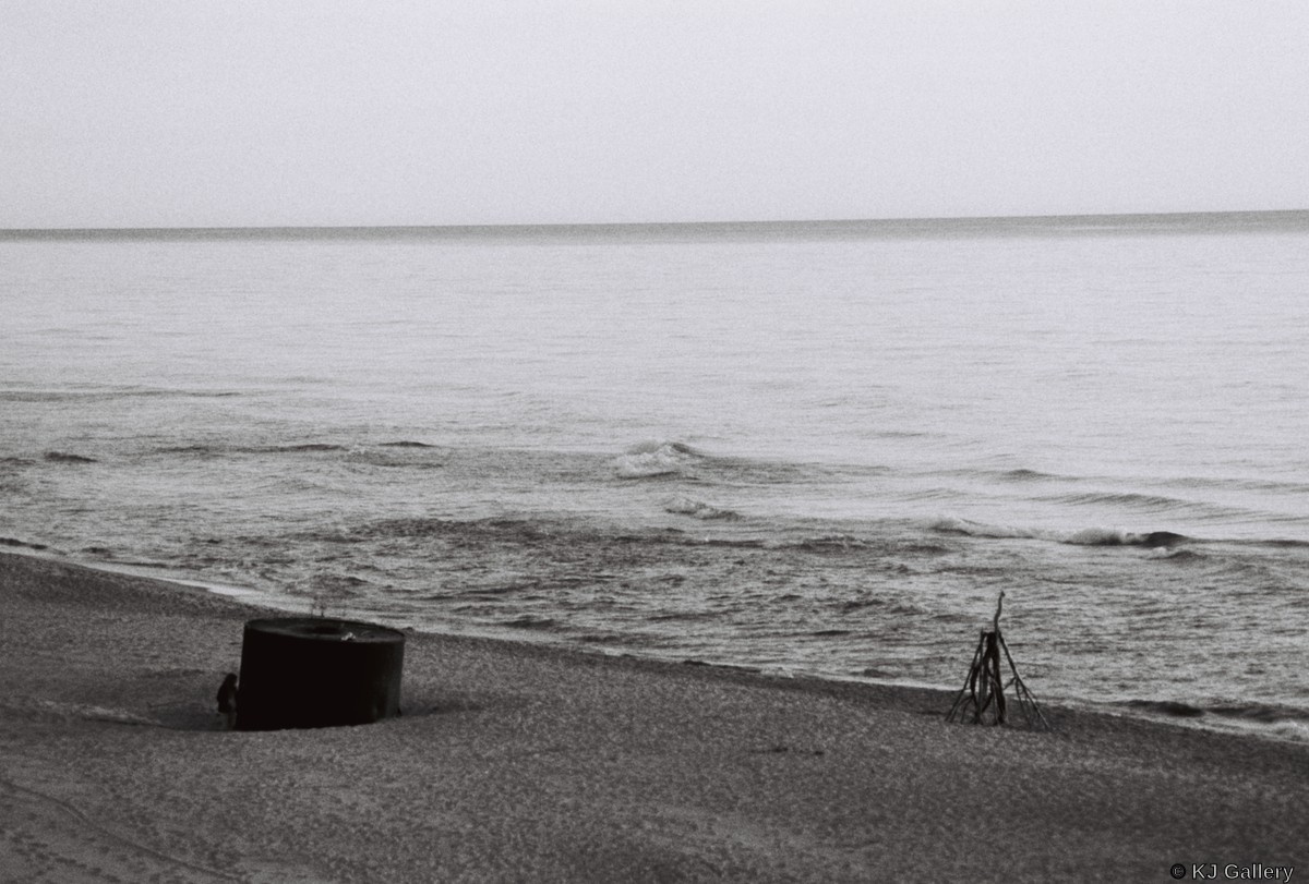 Two objects - Kentmere Pan 100